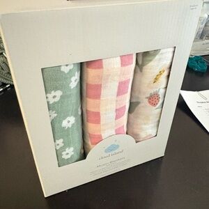 Cloud Island Cotton Blanket Trio - Green, Pink, Cream